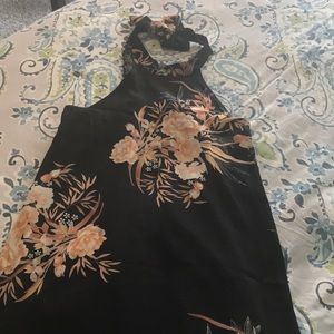 YOINS lace-back halter dress